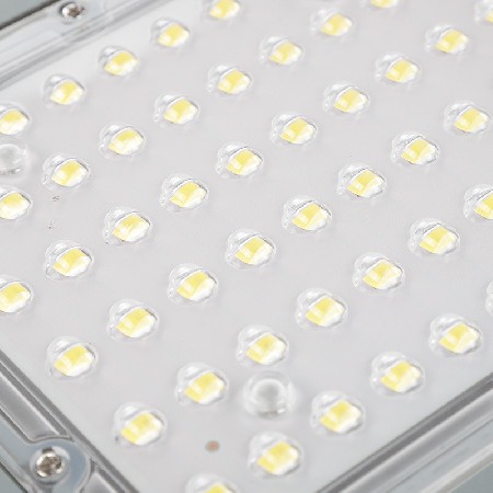 厂家工程定制太阳能路灯乡村街道路灯头球场灯具照明100W广场灯